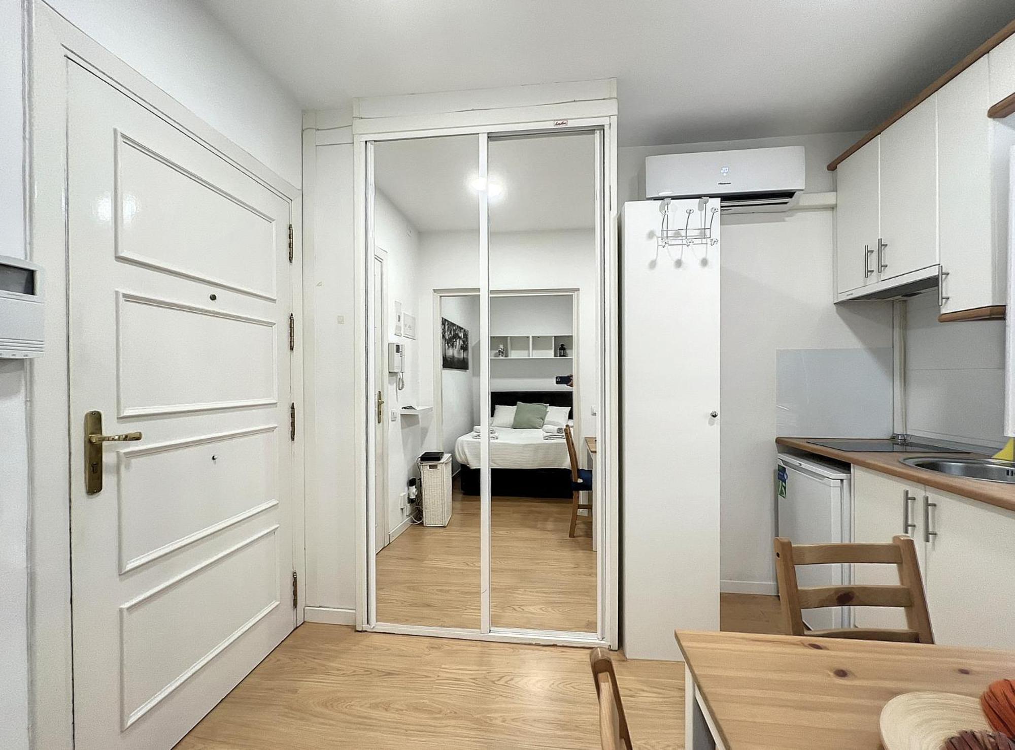 Urbantec Realty - Palacio Real - Opera Madrid Esterno foto